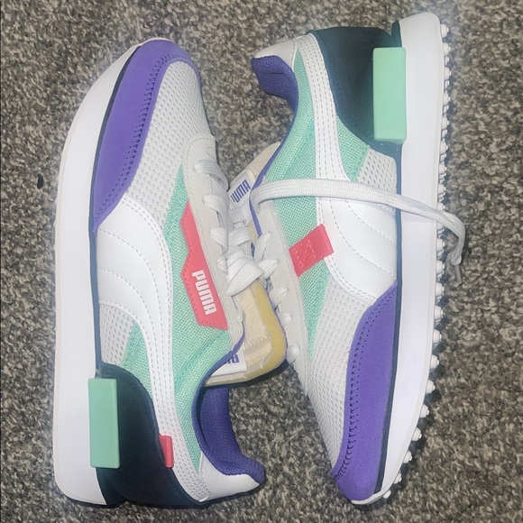 Kids puma future Rider stream in sneakers size 6c - Picture 3 of 10